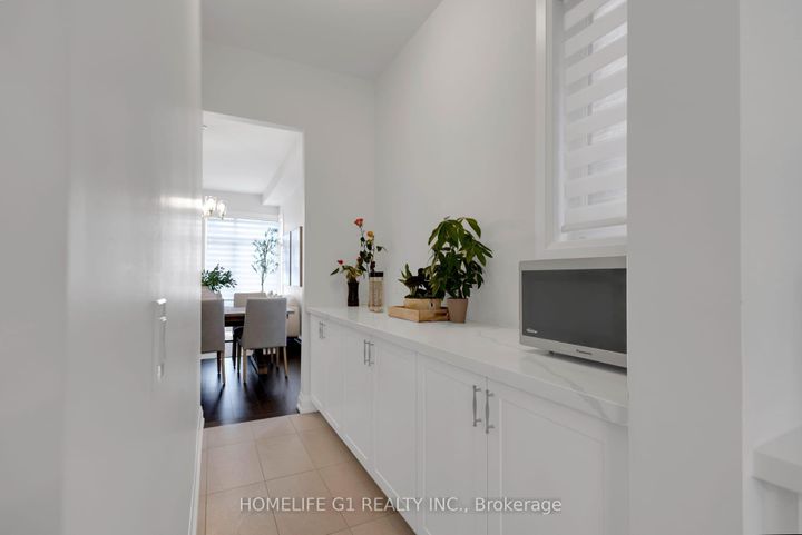 Photo 13 at 4044 Channing Crescent, GO Glenorchy, Oakville