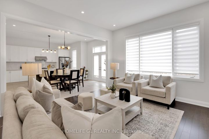 Photo 17 at 4044 Channing Crescent, GO Glenorchy, Oakville
