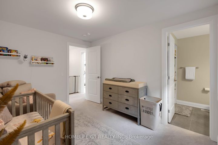 Photo 29 at 4044 Channing Crescent, GO Glenorchy, Oakville