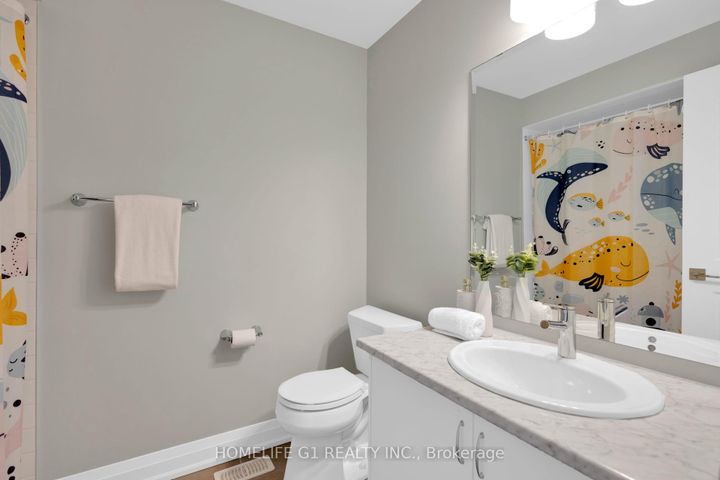 Photo 30 at 4044 Channing Crescent, GO Glenorchy, Oakville
