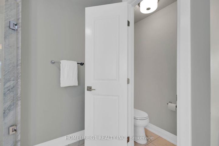 Photo 36 at 4044 Channing Crescent, GO Glenorchy, Oakville