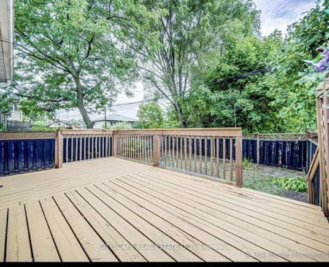 Photo 9 at 101 Overture Road, West Hill, Toronto