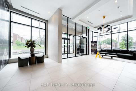 Photo 7 at 235 - 8188 Yonge Street, Uplands, Vaughan
