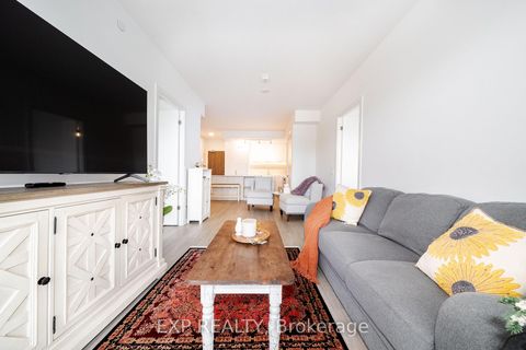 Photo 23 at 235 - 8188 Yonge Street, Uplands, Vaughan