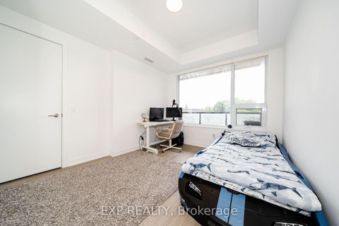 Photo 25 at 235 - 8188 Yonge Street, Uplands, Vaughan