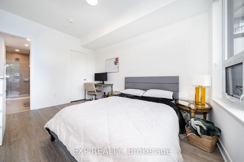 Photo 31 at 235 - 8188 Yonge Street, Uplands, Vaughan