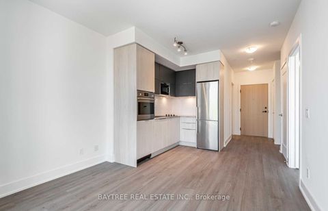 Photo 16 at 518 - 1 Belsize Drive, Eglinton, Toronto
