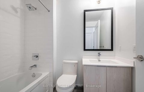 Photo 17 at 518 - 1 Belsize Drive, Eglinton, Toronto