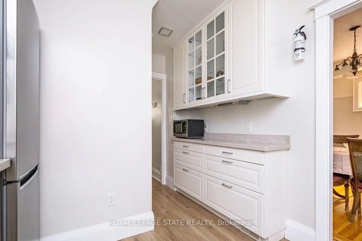 Photo 18 at 11 Dromore Crescent, Westdale, Hamilton