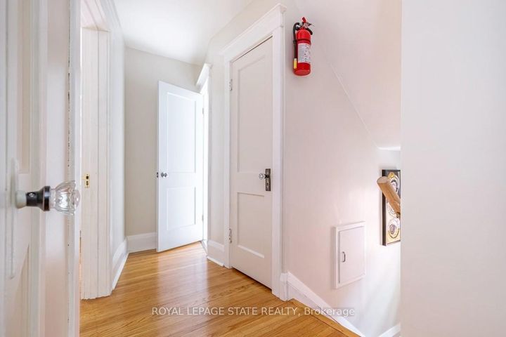 Photo 21 at 11 Dromore Crescent, Westdale, Hamilton