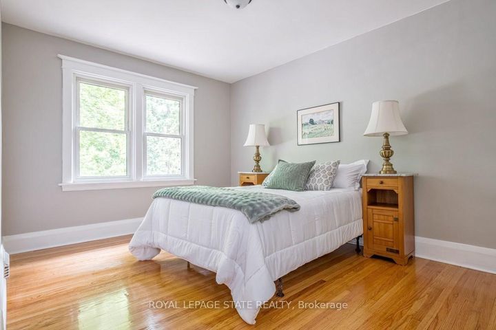 Photo 22 at 11 Dromore Crescent, Westdale, Hamilton