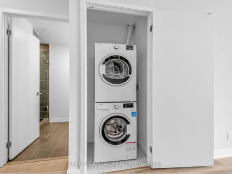 Photo 9 at 1603 - 15 Holmes Avenue, Willowdale East, Toronto