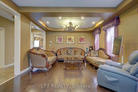 Photo 5 at 1168 McTavish Drive, Wyndham, Newmarket