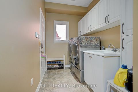 Photo 13 at 1168 McTavish Drive, Wyndham, Newmarket