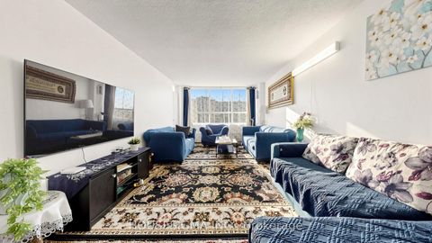 Photo 6 at 1811 - 340 Dixon Road, The Westway, Toronto