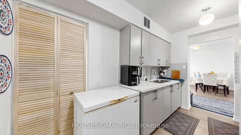 Photo 14 at 1811 - 340 Dixon Road, The Westway, Toronto