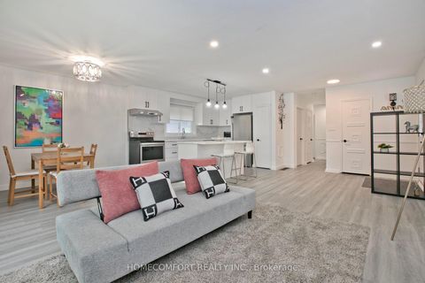 Photo 1 at 19 Beacham Crescent, Sullivan, Toronto