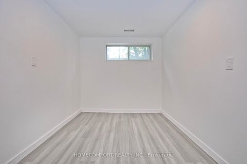 Photo 17 at 19 Beacham Crescent, Sullivan, Toronto