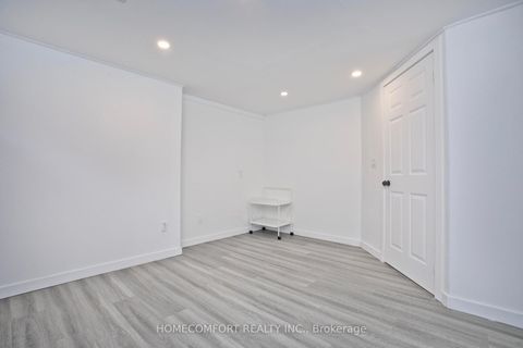 Photo 20 at 19 Beacham Crescent, Sullivan, Toronto
