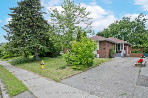 Photo 28 at 19 Beacham Crescent, Sullivan, Toronto