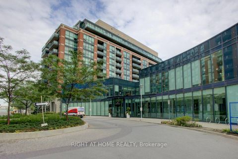 Photo 3 at 947 - 525 Wilson Avenue, Clanton Park, Toronto