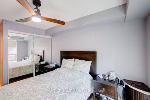 Photo 10 at 947 - 525 Wilson Avenue, Clanton Park, Toronto