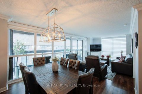 Photo 17 at 947 - 525 Wilson Avenue, Clanton Park, Toronto