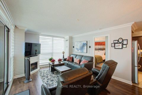 Photo 21 at 947 - 525 Wilson Avenue, Clanton Park, Toronto