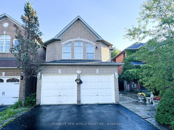 Photo 0 at 2326 Yorktown Circle, Central Erin Mills, Mississauga