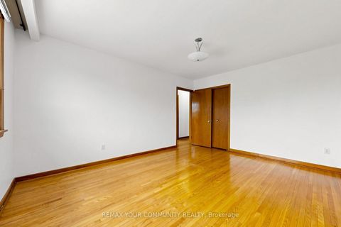 Photo 16 at 21 Gade Drive, CFB, Toronto
