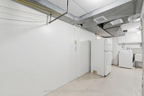 Photo 34 at 21 Gade Drive, CFB, Toronto