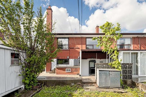 Photo 43 at 21 Gade Drive, CFB, Toronto