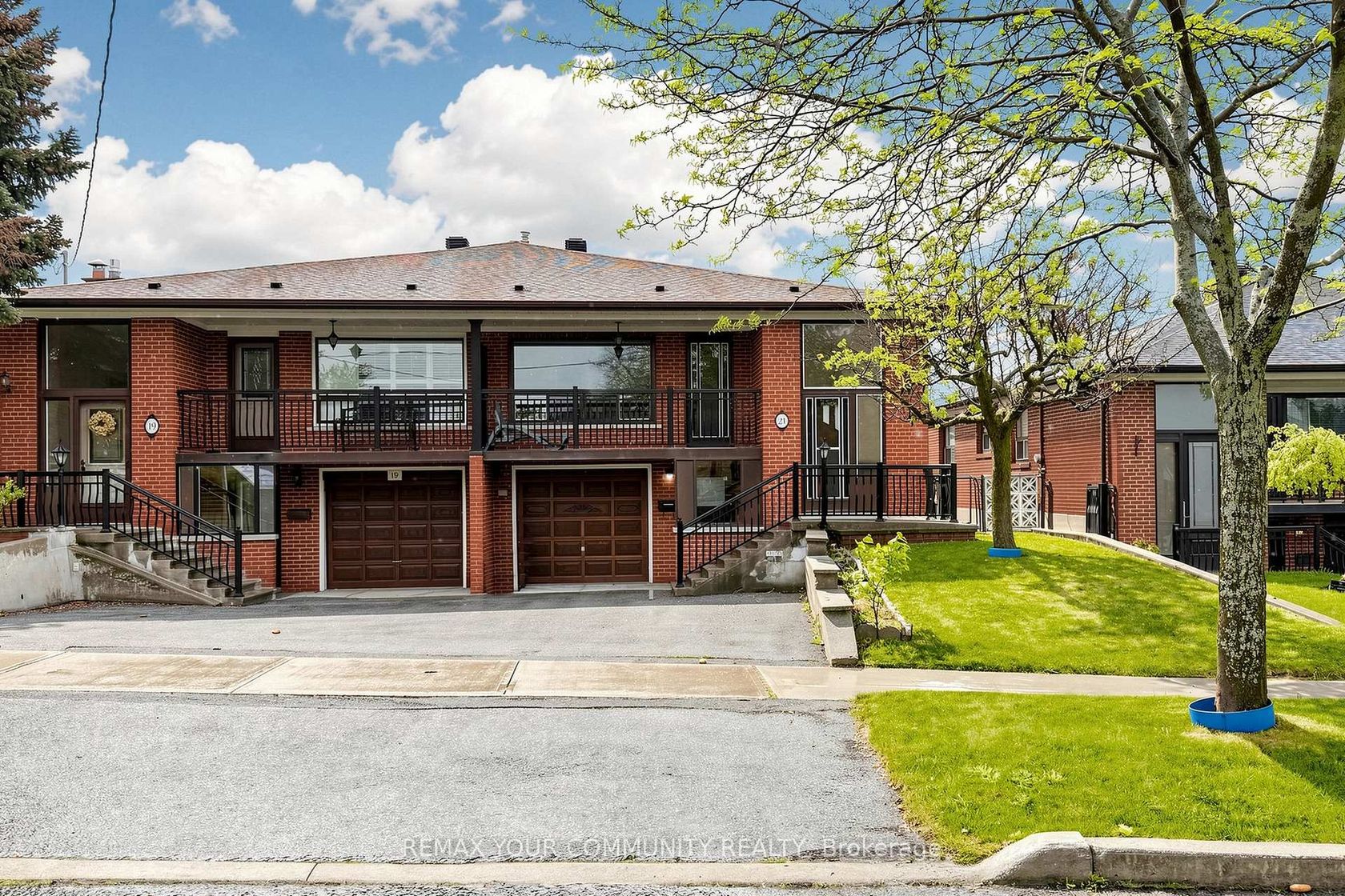 21 Gade Drive, CFB, Toronto 