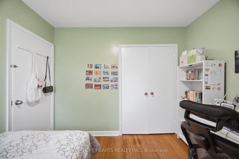 Photo 15 at 32 Jansusie Road, Clairville, Toronto