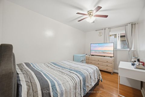 Photo 16 at 32 Jansusie Road, Clairville, Toronto