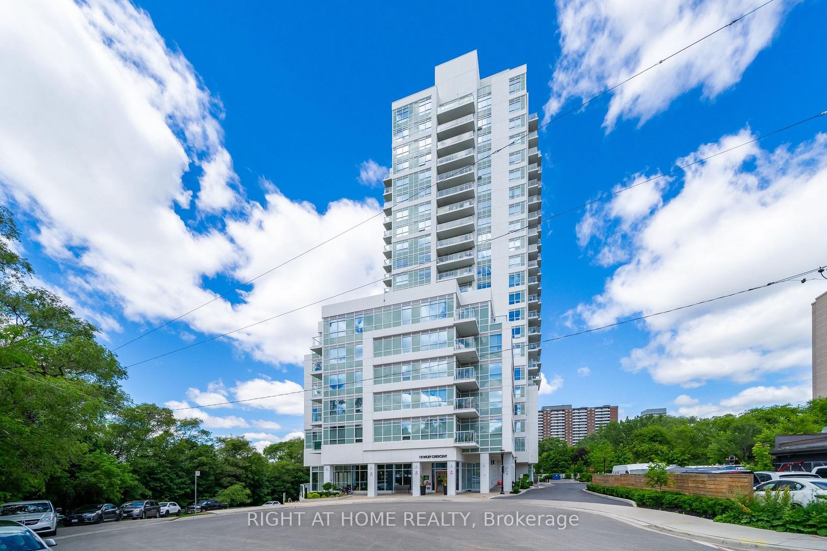 807 - 10 Wilby Crescent, Weston, Toronto photo 0