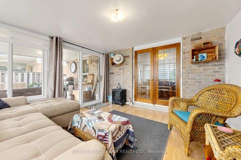 Photo 10 at 49 Gilmour Drive, Central, Ajax