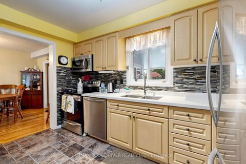 Photo 13 at 49 Gilmour Drive, Central, Ajax