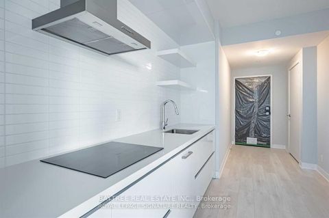 Photo 4 at 1506 - 2221 Yonge Street, Mount Pleasant West, Toronto