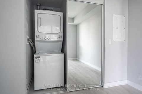 Photo 11 at 1506 - 2221 Yonge Street, Mount Pleasant West, Toronto