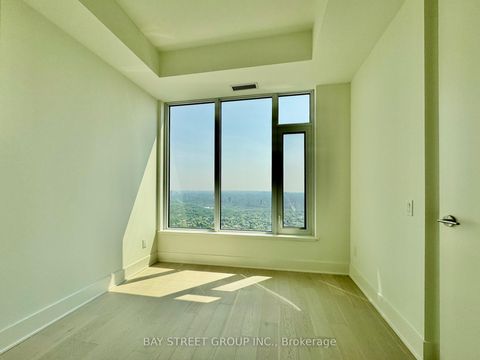 Photo 11 at 6006 - 11 Yorkville Avenue, Annex, Toronto