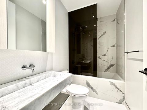 Photo 15 at 6006 - 11 Yorkville Avenue, Annex, Toronto