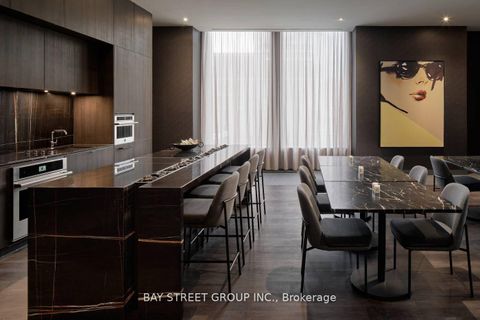 Photo 19 at 6006 - 11 Yorkville Avenue, Annex, Toronto