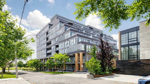 Photo 2 at 701 - 6 Parkwood Avenue, Casa Loma, Toronto
