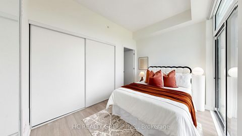 Photo 18 at 701 - 6 Parkwood Avenue, Casa Loma, Toronto
