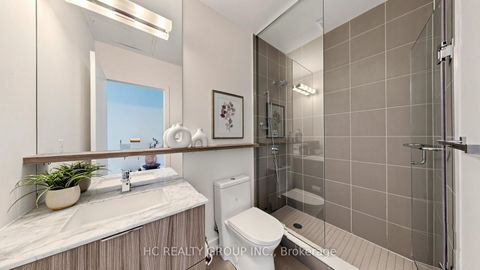 Photo 24 at 701 - 6 Parkwood Avenue, Casa Loma, Toronto