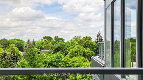 Photo 30 at 701 - 6 Parkwood Avenue, Casa Loma, Toronto