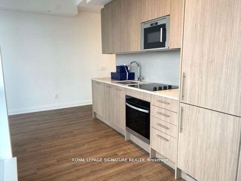 Photo 14 at 1005 - 286 Main Street, Danforth, Toronto