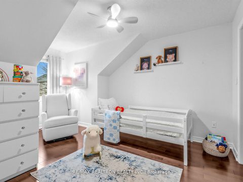 Photo 18 at 57 Skipton Trail, Bayview Wellington, Aurora