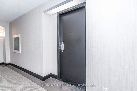 Photo 3 at 1417 - 323 Richmond Street E, Moss Park, Toronto
